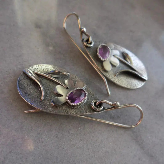 Retro earrings with three-dimensional flowers